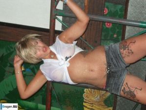 competition of wet t-shirts in a night club. Part 5. Thumbnail 31