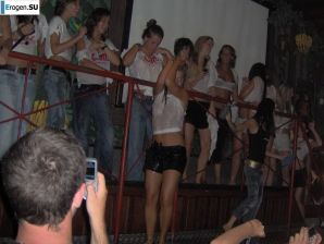 competition of wet t-shirts in a night club. Part 5. Thumbnail 34