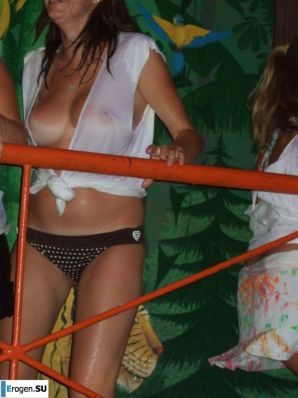 competition of wet t-shirts in a night club. Part 5. Thumbnail 6
