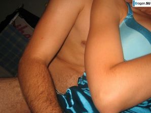 how the friend of the groom and the bridesmaid slept. Thumbnail 7