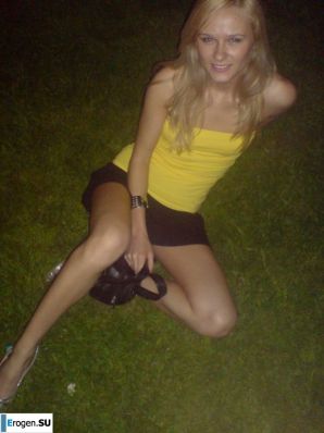 wedding and honeymoon of a blonde model. Thumbnail 21
