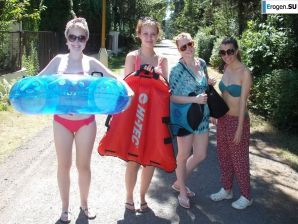 girlfriends and topless outdoor recreation. Thumbnail 10