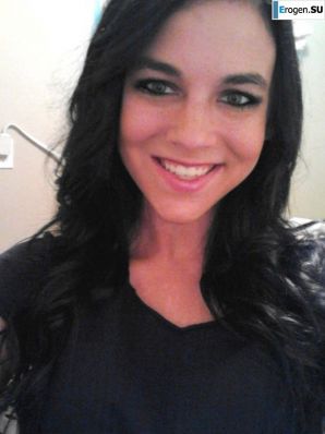 first-year student selfies. Thumbnail 18