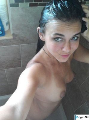 first-year student selfies. Thumbnail 2