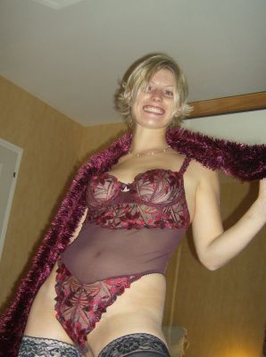 vacation fuck at the hostel. Thumbnail 32
