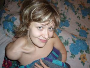miss nude positive and her guys. Thumbnail 32