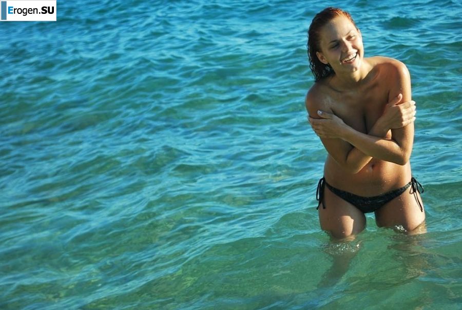 beach nudism and several girlfriends. Part 2. Slide 7