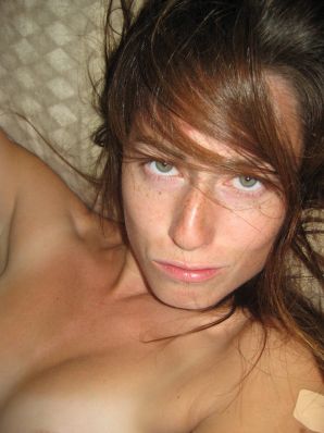 why should she wear clothes if there are freckles. Thumbnail 12
