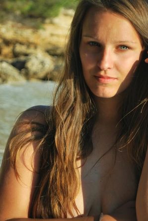 beach nudism and several girlfriends. Part 4. Thumbnail 20