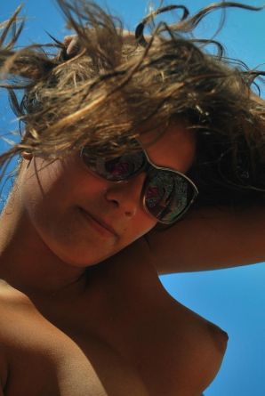 beach nudism and several girlfriends. Part 4. Thumbnail 3