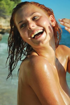 beach nudism and several girlfriends. Part 4. Thumbnail 5