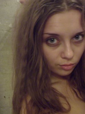 Алина раздевается для своих подписчиков. Миниатюра 22