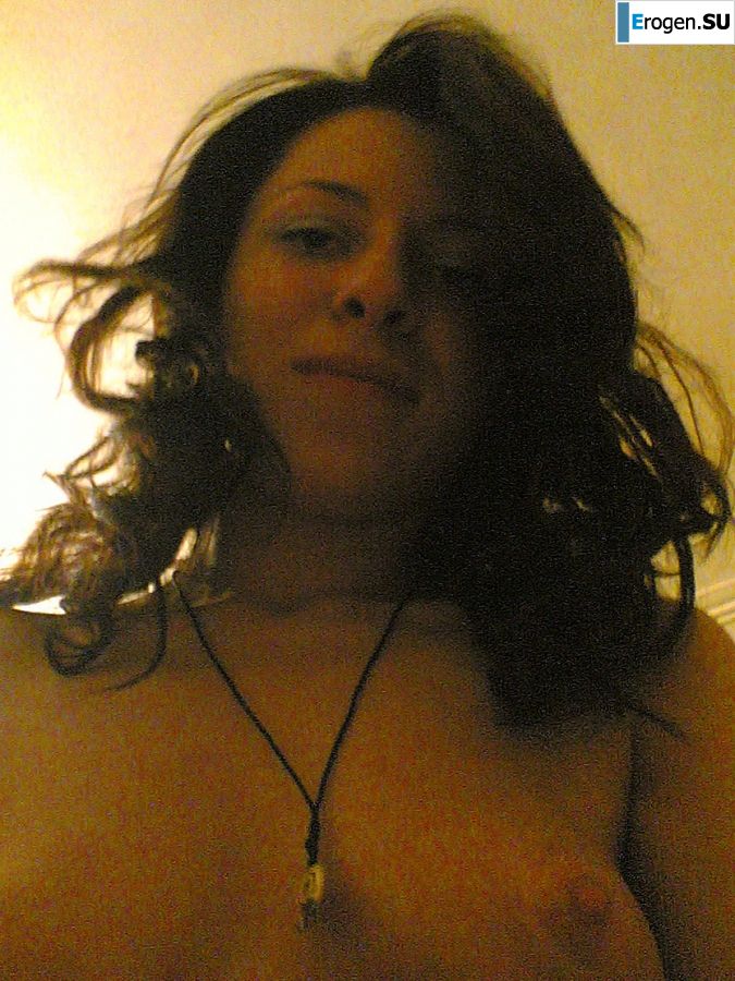 Brunette in revealing outfits and without anything. Slide 30