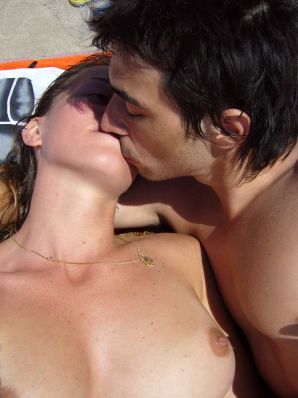 Lesbian on vacation with a friend. Thumbnail 25