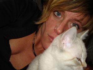Lesbian on vacation with a friend. Thumbnail 28