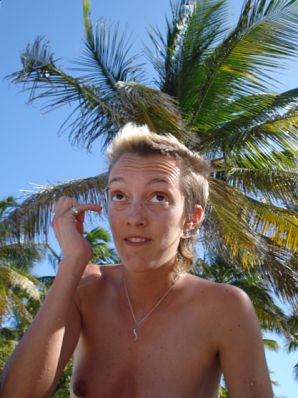 Lesbian on vacation with a friend. Thumbnail 40