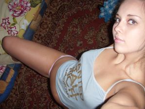 Alina strips for her subscribers. Part 2. Thumbnail 7