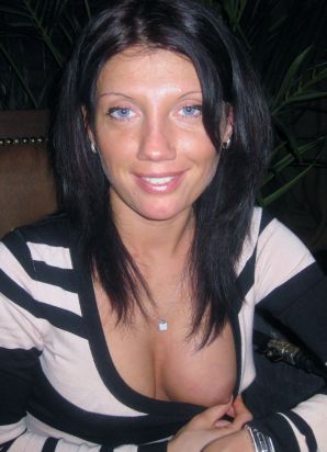 Mature, well-groomed bitch. Part 2. Thumbnail 11