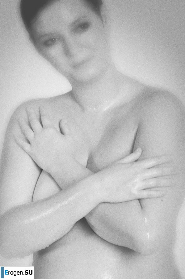 Busty amateur model. Part 3. Slide 11