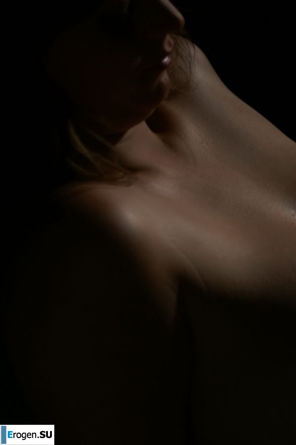 Busty amateur model. Part 3. Slide 26