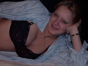 A bit of German naked buttocks and boobs. Part 4. Thumbnail 17