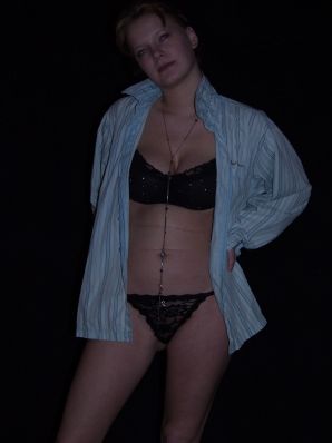 A bit of German naked buttocks and boobs. Part 6. Thumbnail 11