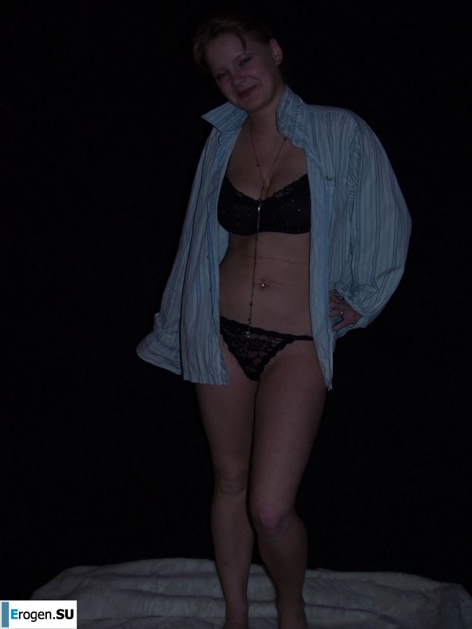 A bit of German naked buttocks and boobs. Part 8. Slide 18