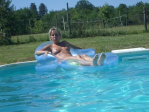 Swingers went on a sex tour. Thumbnail 15