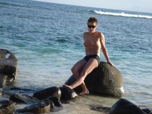 Lesbian on vacation with a friend. Part 2. Thumbnail 1