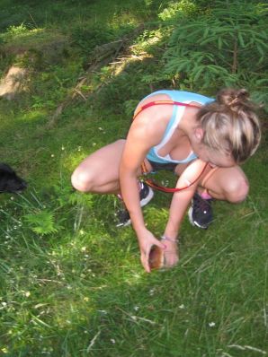boobs somewhere in a tourist camp. Thumbnail 10