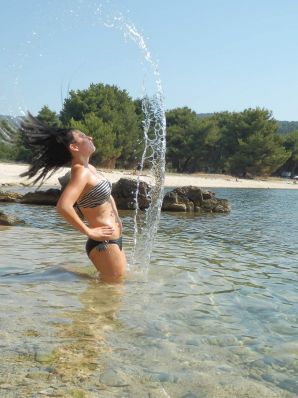 young and naked girlfriends on the Cote d'Azur. Thumbnail 32