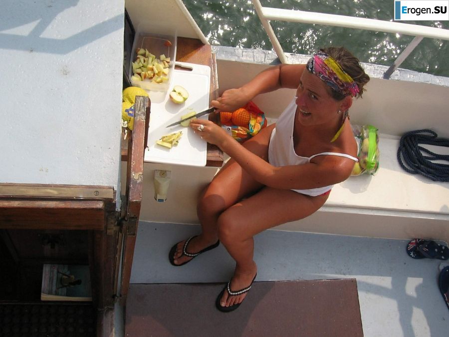 girls are only topless friends. Part 2. Photo 27