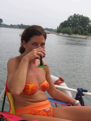 girls are only topless friends. Part 2. Thumbnail 31