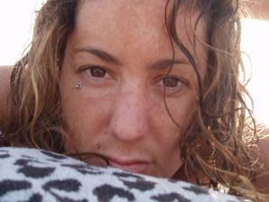Lesbian on vacation with a friend. Part 3. Thumbnail 21