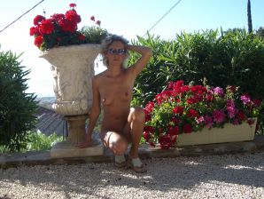 Swingers went on a sex tour. Part 2. Thumbnail 16