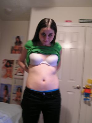 striptease of a young nonsense. Thumbnail 4
