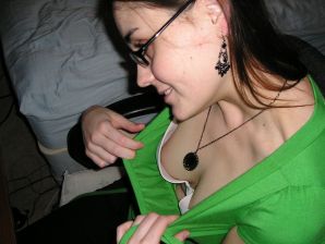 striptease of a young nonsense. Thumbnail 6