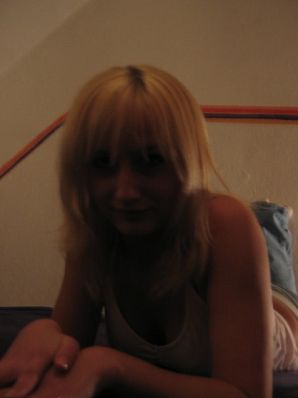 I'm a bad girl, punish me. Thumbnail 1