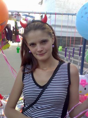нудистка дикарка и грязевое натирание. Миниатюра 37