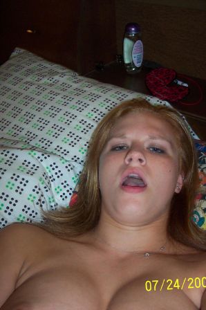 red nude hottie. Thumbnail 6