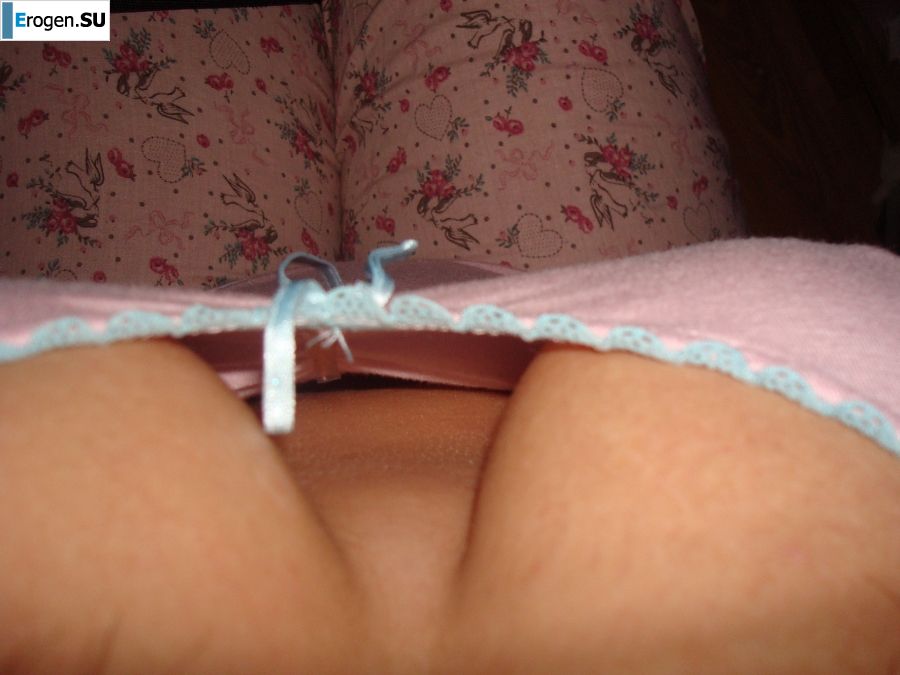 fan poke dildos in pussy. Part 2. Slide 3