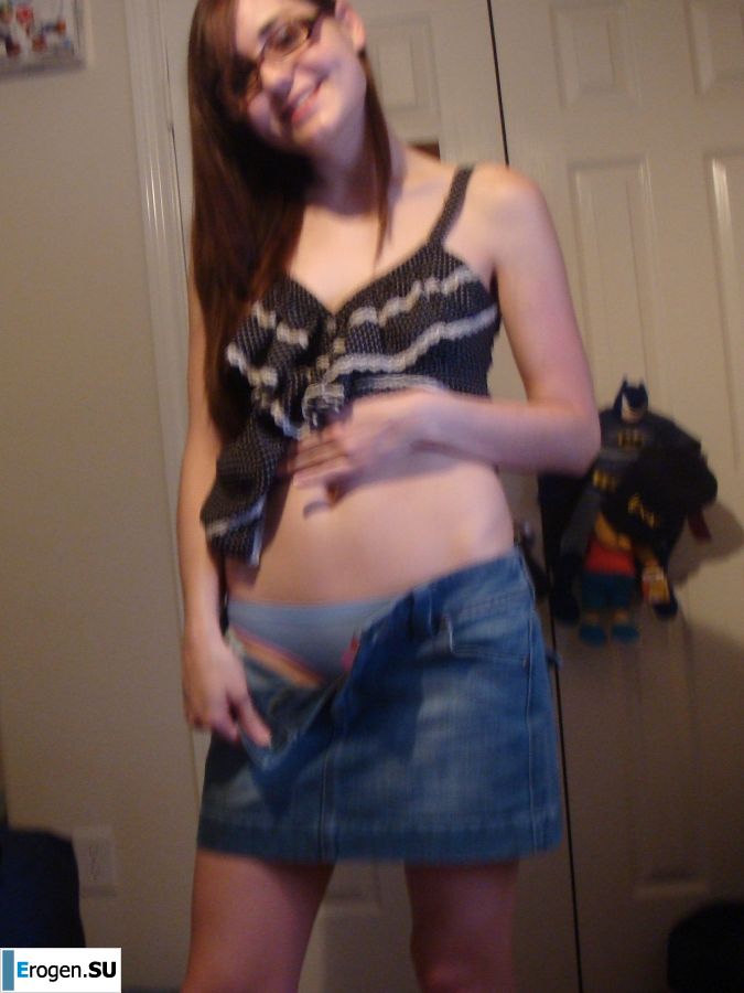 striptease of a young vulgar girl. Part 2. Slide 37