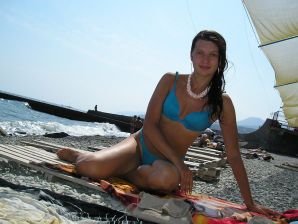 without a swimsuit on a rocky shore. Part 2. Thumbnail 8
