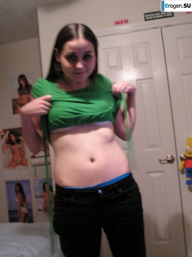 striptease of a young vulgar girl. Part 3. Slide 5