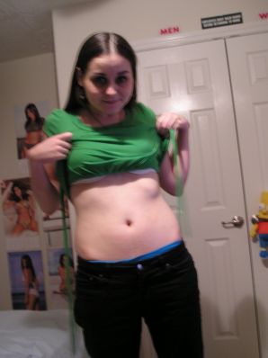 striptease of a young vulgar girl. Part 3. Thumbnail 5