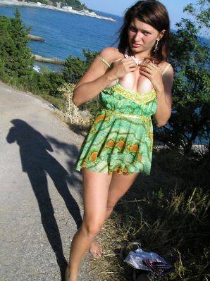 without a swimsuit on a rocky shore. Part 3. Thumbnail 24