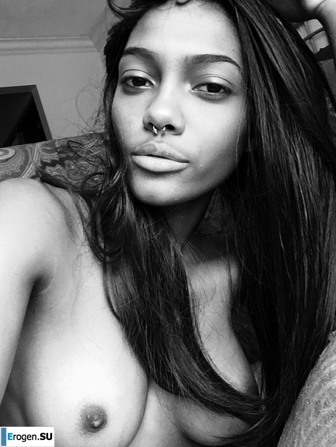 uncut black woman Lezby. Slide 13