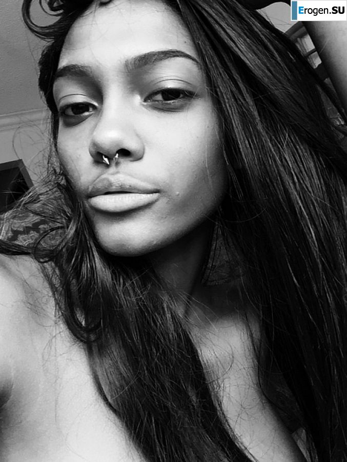 uncut black woman Lezby. Slide 14