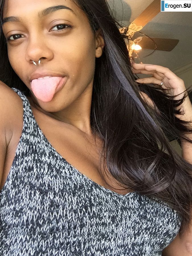 uncut black woman Lezby. Slide 15