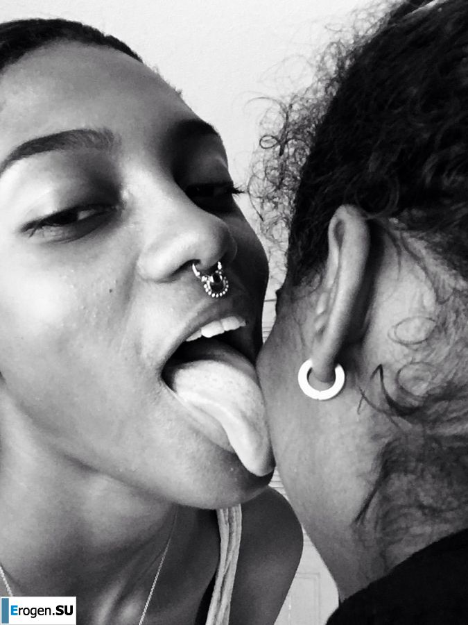 uncut black woman Lezby. Slide 7